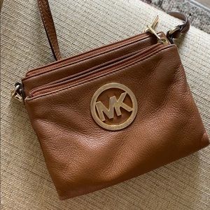 Micheal Kors Crossbody Purse